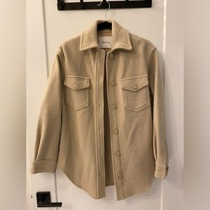 Aritzia - Ganna shirt in colour beige